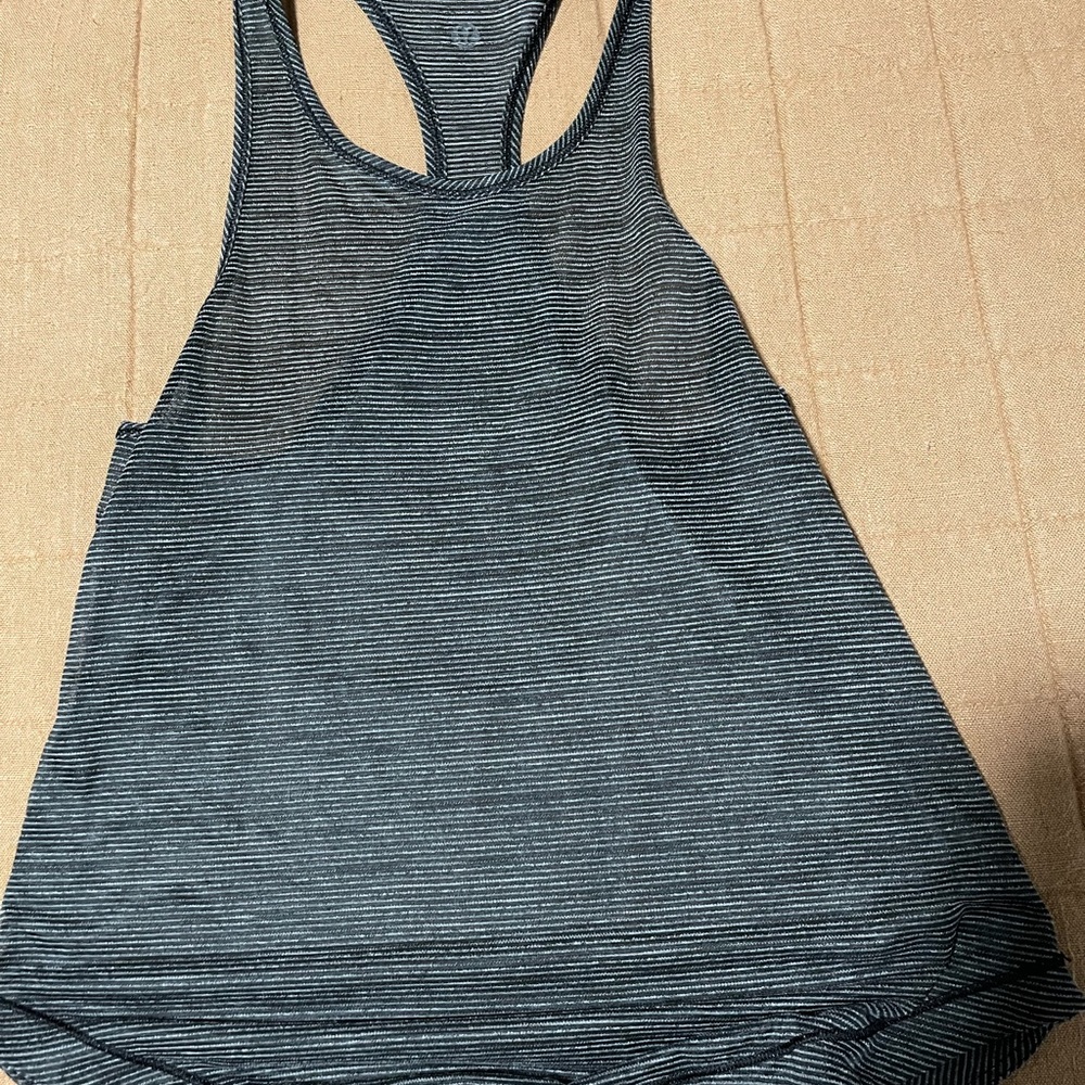Lululemon tank top